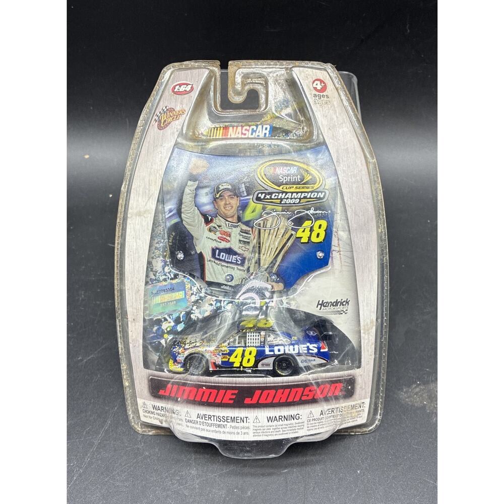 Winner's Circle Jimmie Johnson #48 Lowes Motor Sports Die Cast 1:64 Vehicle